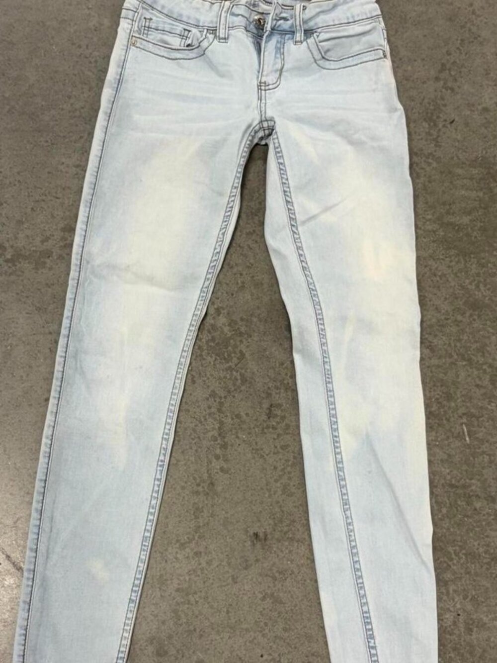 Guess Women's Blue Light Wash Cindy Fit Low Rise Skinny Jeans – Size 25